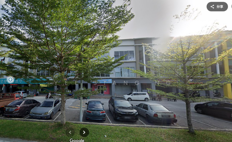 For Sale - Shop at Bandar Rinching