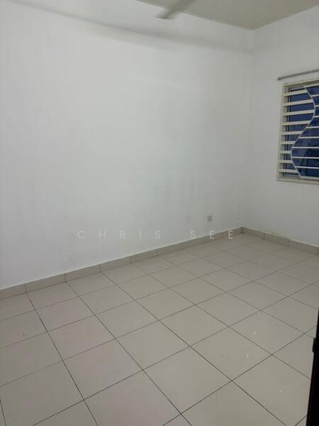 Untuk Disewa - Saujana Rawang Amoda 2 sty house basic unit move in codition