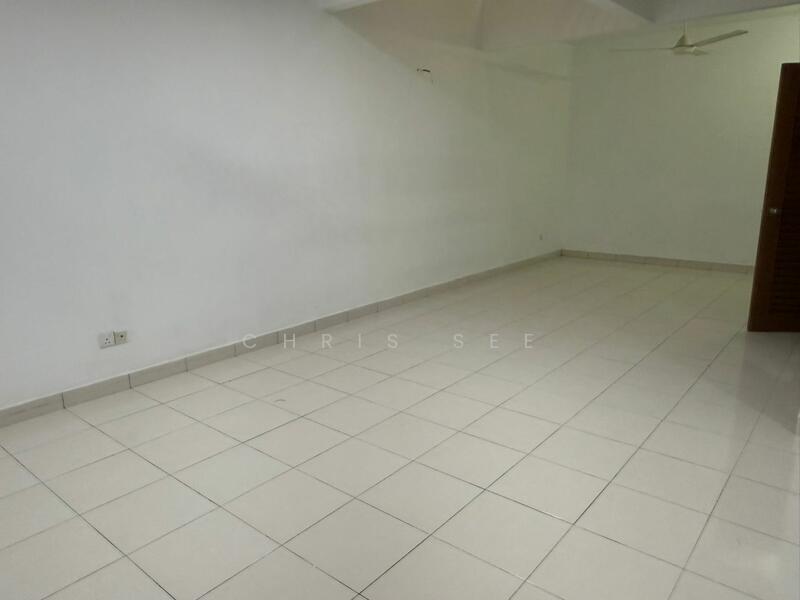 Untuk Disewa - Saujana Rawang Amoda 2 sty house basic unit move in codition