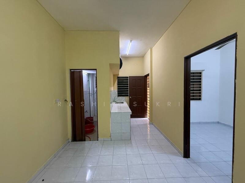 Untuk Disewa - TAMAN KERDAS GOMBAK