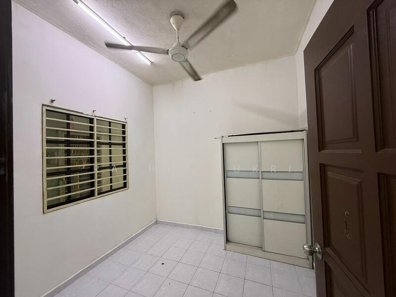 Untuk Disewa - TAMAN KERDAS GOMBAK