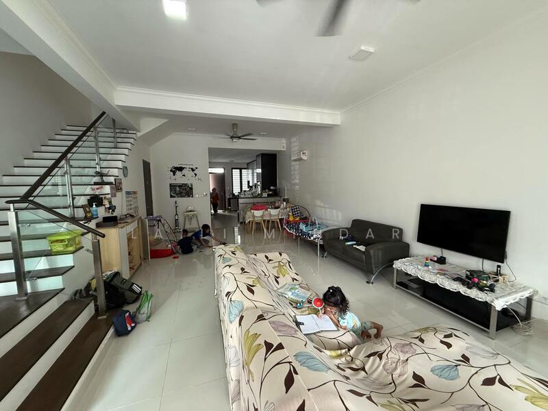 Untuk Dijual - Irama 2 Bandar Kinrara Double Storey Terrace House For Sale Facing Playground