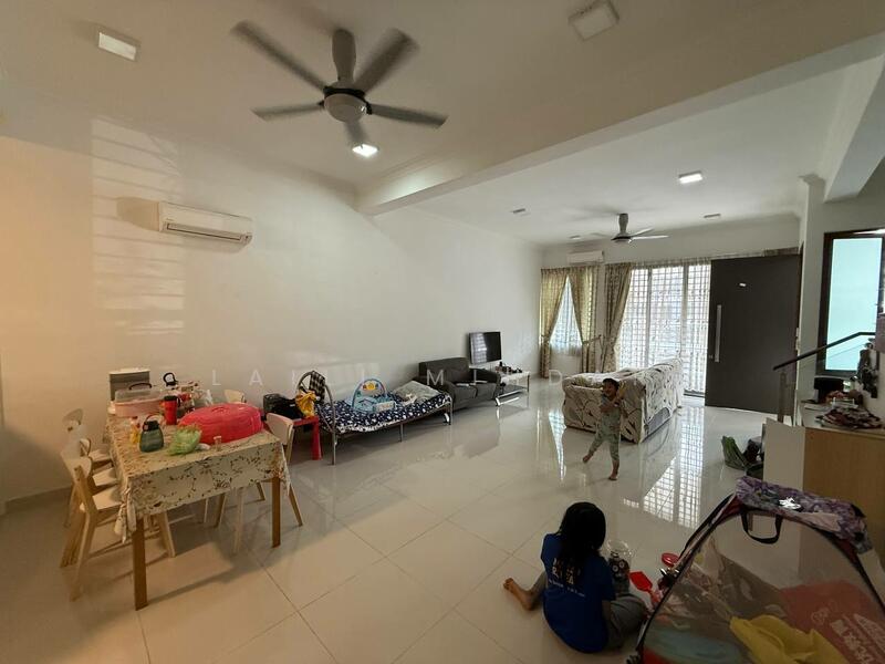 Untuk Dijual - Irama 2 Bandar Kinrara Double Storey Terrace House For Sale Facing Playground