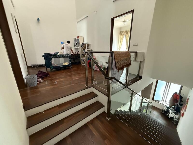 Untuk Dijual - Irama 2 Bandar Kinrara Double Storey Terrace House For Sale Facing Playground