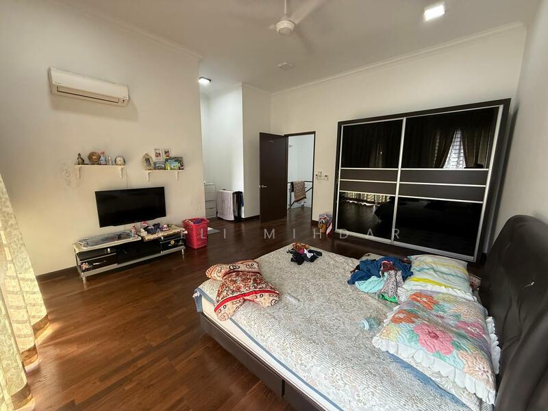 Untuk Dijual - Irama 2 Bandar Kinrara Double Storey Terrace House For Sale Facing Playground