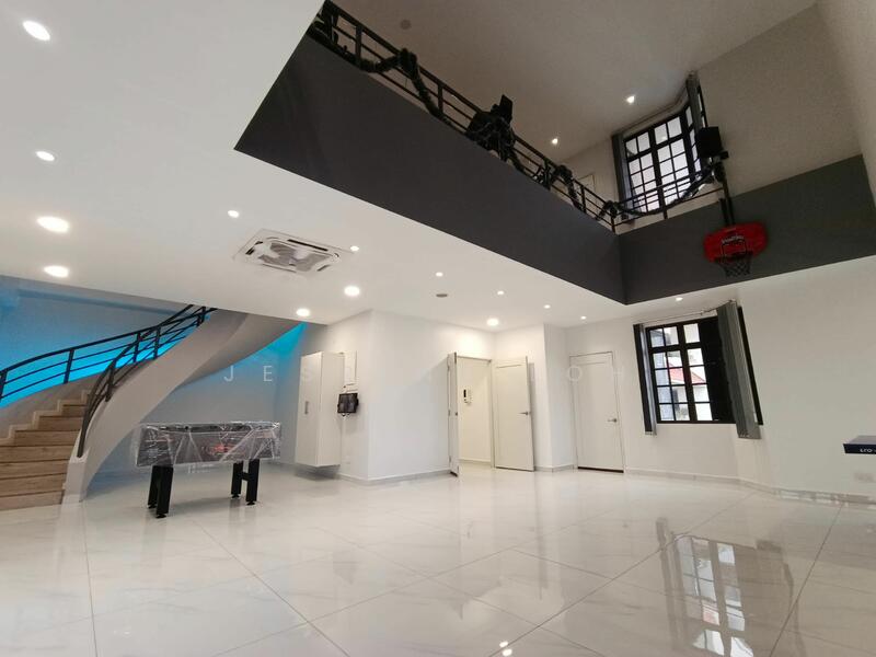 For Sale - Sri Mulia