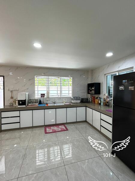 Untuk Dijual - Semi-Detached House at Taman Sri Andalas