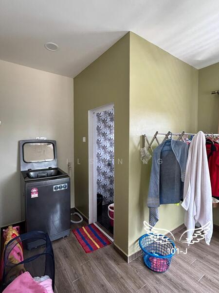 Untuk Dijual - Semi-Detached House at Taman Sri Andalas