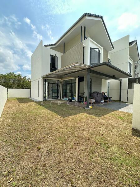 For Sale - Medini Medini Medinis