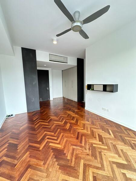 For Sale - Medini Medini Medinis