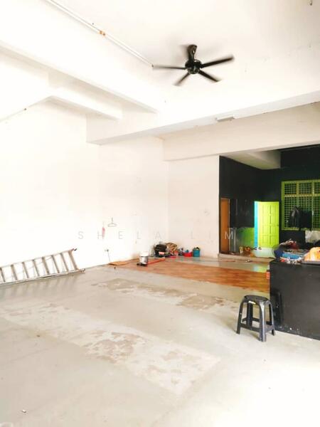 For Rent - Kempas Lama, Jalan Kempas 2/1 @ 3 Storey Shoplot