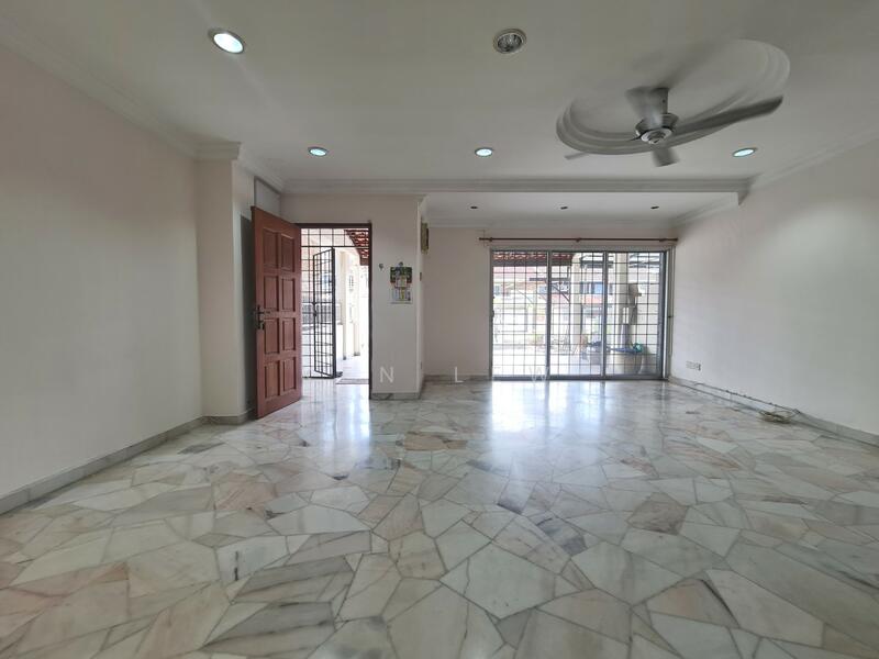 Untuk Dijual - [Renovated - Kitchen Extended] Taman Suria Jaya