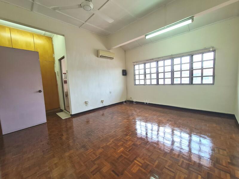 Untuk Dijual - [Renovated - Kitchen Extended] Taman Suria Jaya