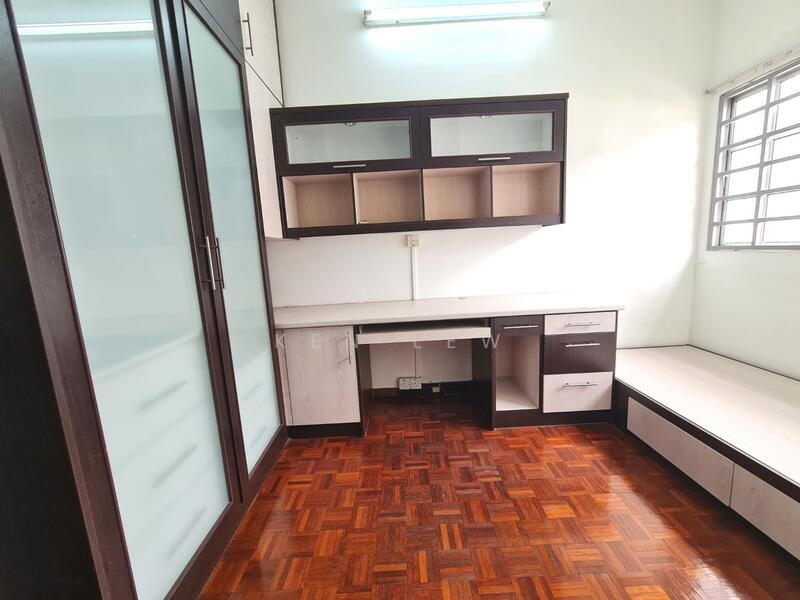 Untuk Dijual - [Renovated - Kitchen Extended] Taman Suria Jaya