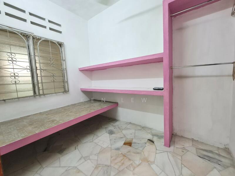Untuk Dijual - [Renovated - Kitchen Extended] Taman Suria Jaya
