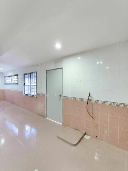 For Sale - 1-storey Terraced House at Taman Daya