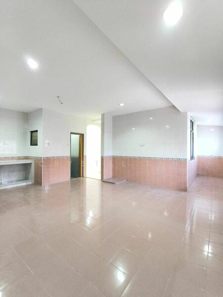 For Sale - 1-storey Terraced House at Taman Daya