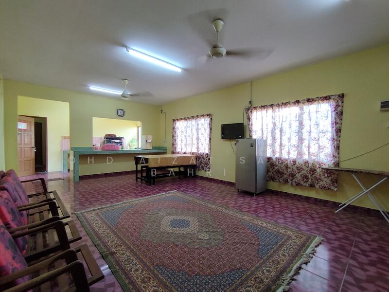 For Sale - Taman Perindustrian Pengkalan Balak