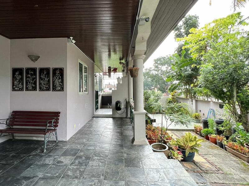 For Sale - [Gated & Guarded, Corner Lot] Damansara Uptown