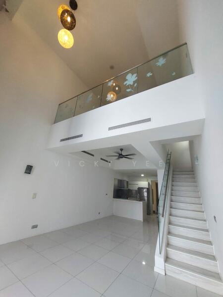 Untuk Disewa - M City