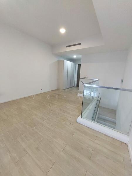 Untuk Disewa - M City