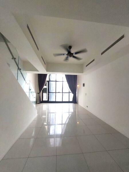 Untuk Disewa - M City