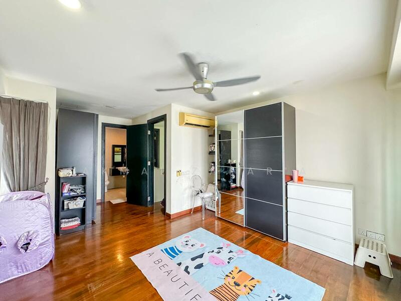 For Sale - 2.5 Storey Semi D, Bangi Lakehill Villas, Bandar Baru Bangi