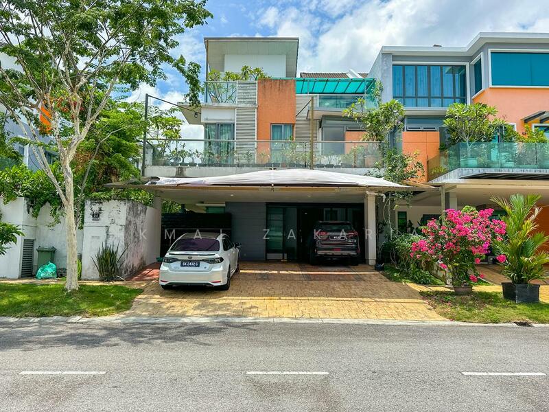 For Sale - 2.5 Storey Semi D, Bangi Lakehill Villas, Bandar Baru Bangi