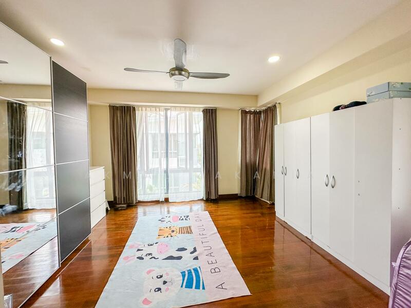 For Sale - 2.5 Storey Semi D, Bangi Lakehill Villas, Bandar Baru Bangi