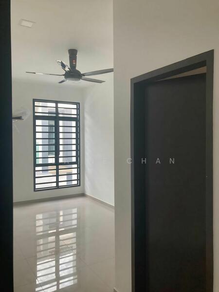 For Rent - Jalan Austin Duta3/x , Austin Duta 3