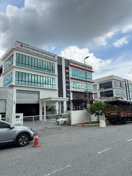 For Rent - (Gated & Guarded) 3 Sty Semi-D Factory @ Taman Bukit Serdang