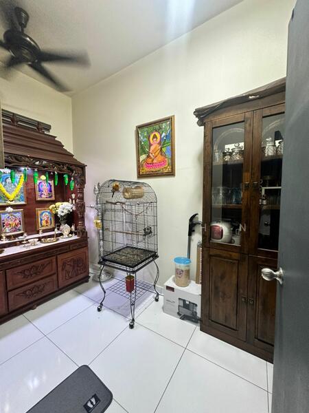 For Sale - Kulai Single Storey Terrace House _ End lot