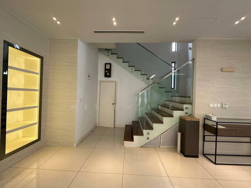 Twin Palms, Sungai Long Living Room