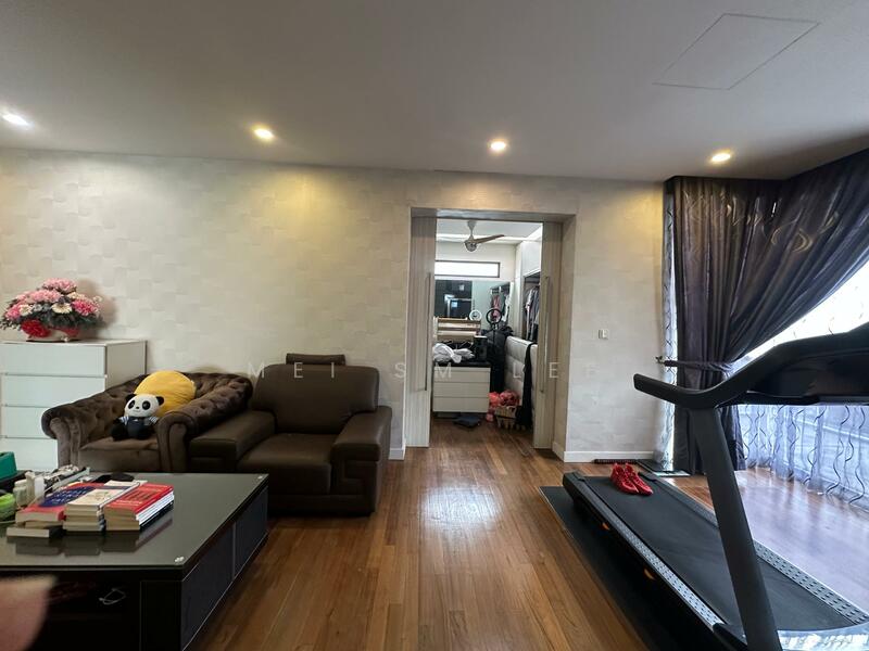 Twin Palms, Sungai Long Living Room