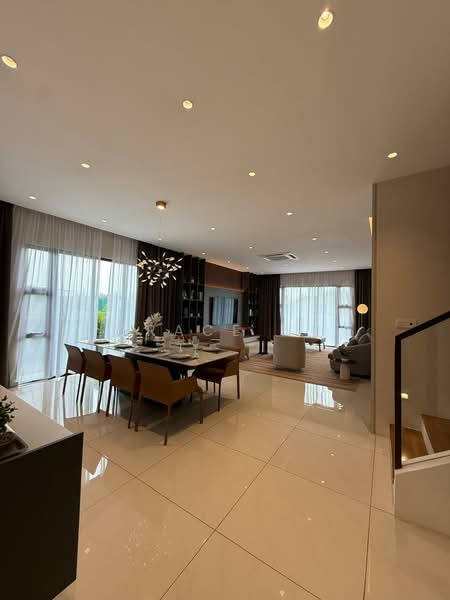 Semi-Detached House for Sale in Leisure Farm (Gelang Patah) - Grace Ng - Living Room - PropertyGuru.com.my