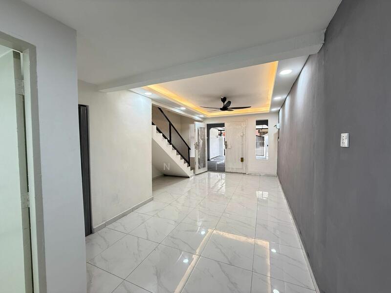 Untuk Dijual - Taman Johor jaya ( fully renovated )