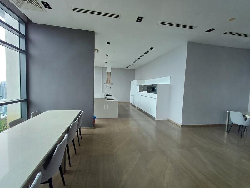 For Sale - Vogue Suites One