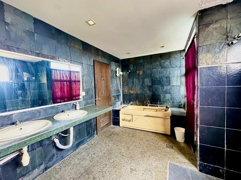 Untuk Dijual - CORNER LOT, NEAR KLCC & TRX, Kg Pandan Ampang