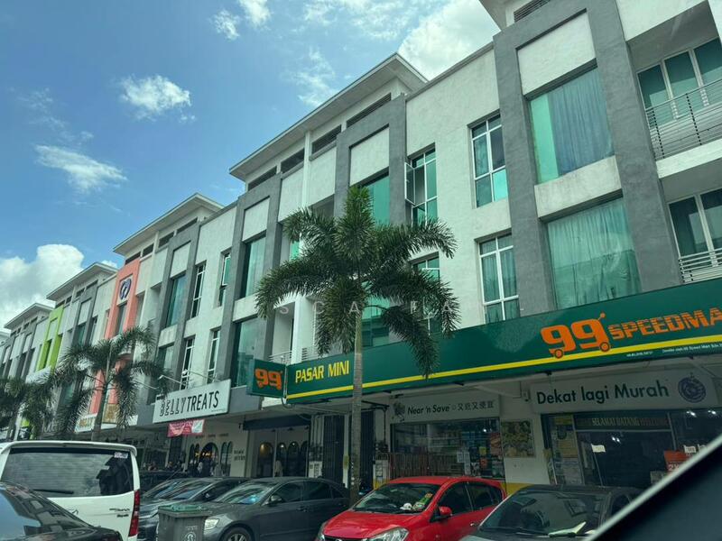 Untuk Disewa - Larkin Jaya Dataran Larkin