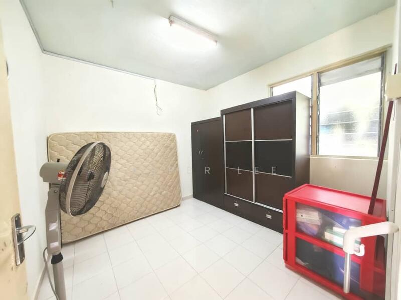 Untuk Dijual - Flat Taman Ungku Tun Aminah