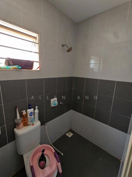 For Sale - Bandar Saujana Putra Jalan SP9