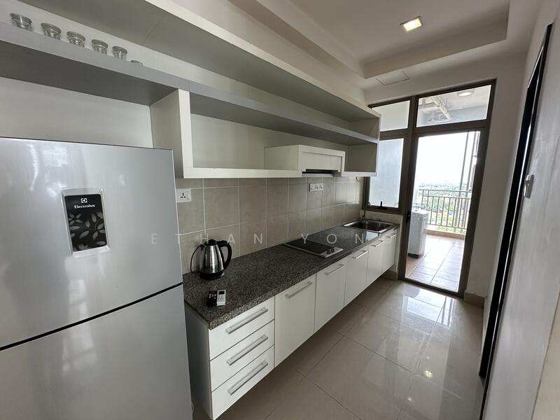 For Rent - Shaftsbury Residence