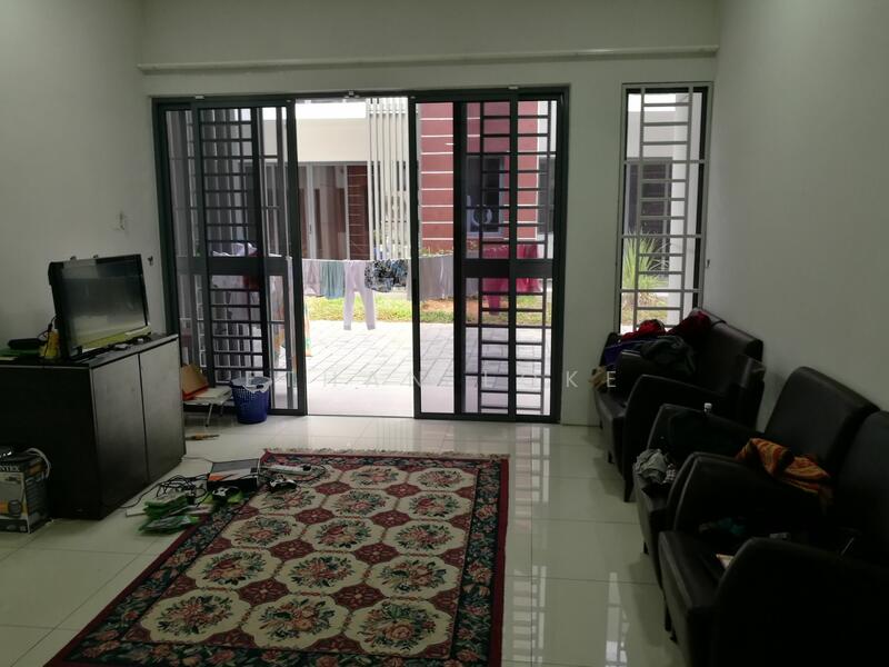 For Rent - Townhouse at Damansara Damai