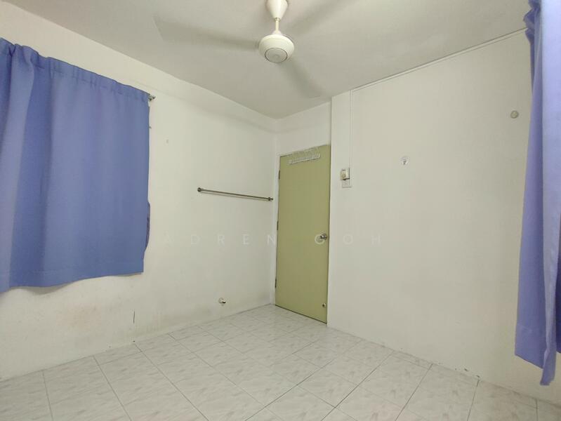 For Rent - Taman Kristal