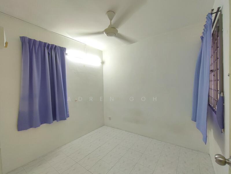For Rent - Taman Kristal