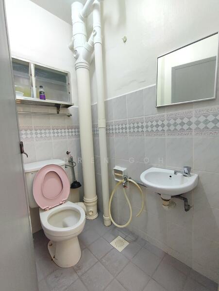 For Rent - Taman Kristal