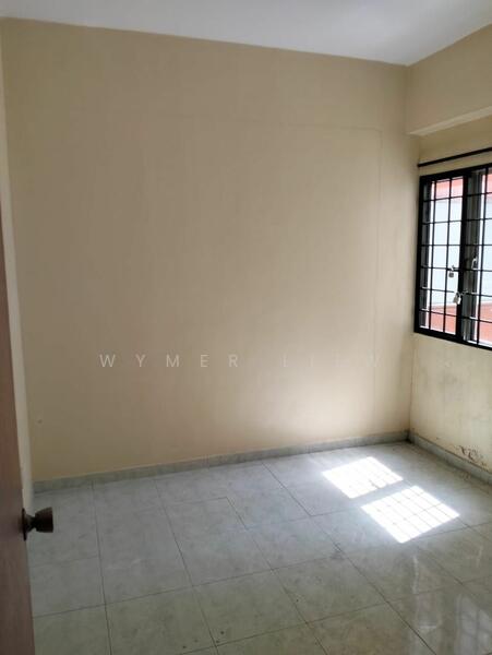 Rumah Flat untuk Dijual di Taman Mastiara - Wymer Liew - PropertyGuru.com.my