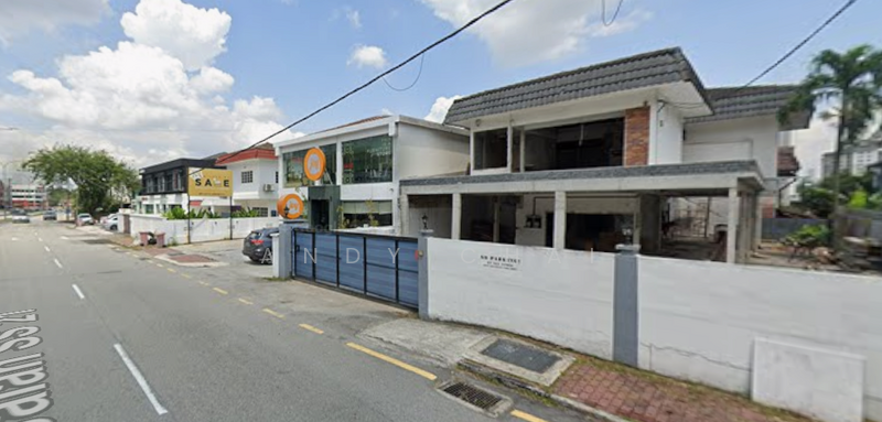 For Rent - Corner Commercial semi D