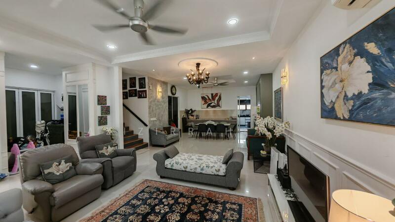 Untuk Dijual - 2 and a half Storey Hyperlink Terrace Duta Villa