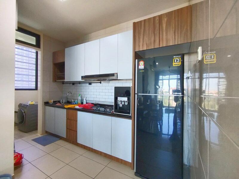 Fully Furnished Conezion Residence @ Ioi Resort City Putrajaya